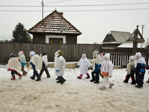 Aki kíváncsi a leendő férje kilétére, ma több módszer közül is választhat