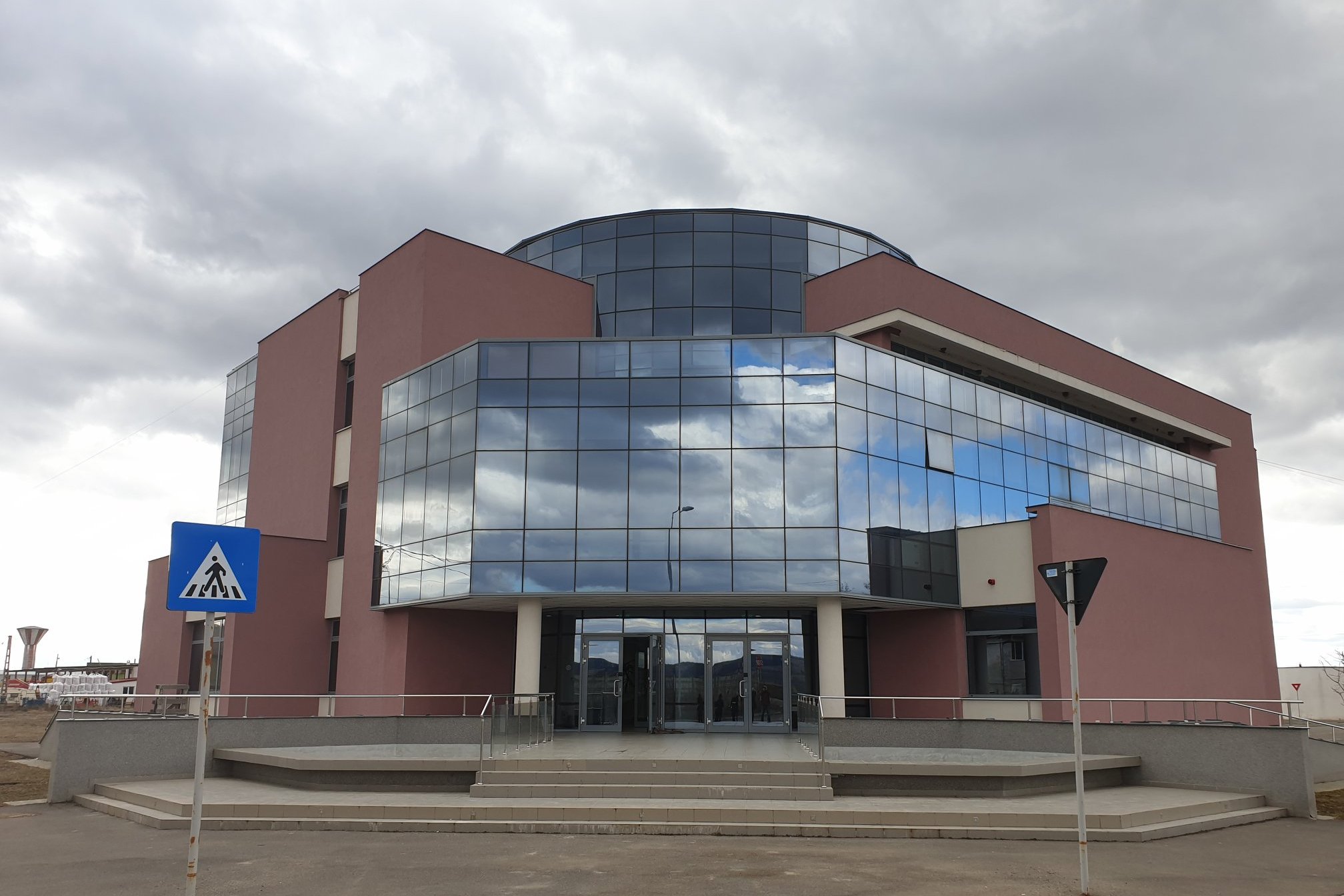 Betelt a hely, bővíteni kell a szépmezői ipari parkot