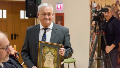 Jánó Mihály művészettörténész kapta a Háromszék Kultúrájáért díjat