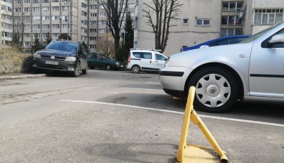 Szinte mindenütt parkolódíjat szedne a sepsiszentgyörgyi önkormányzat