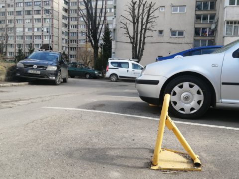 Szinte mindenütt parkolódíjat szedne a sepsiszentgyörgyi önkormányzat
