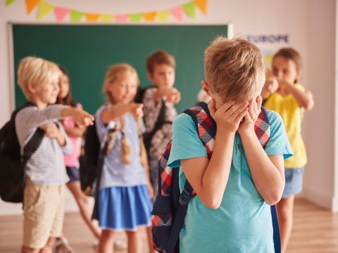 Iskolai bántalmazás: lépni kell, mielőtt túl késő lenne