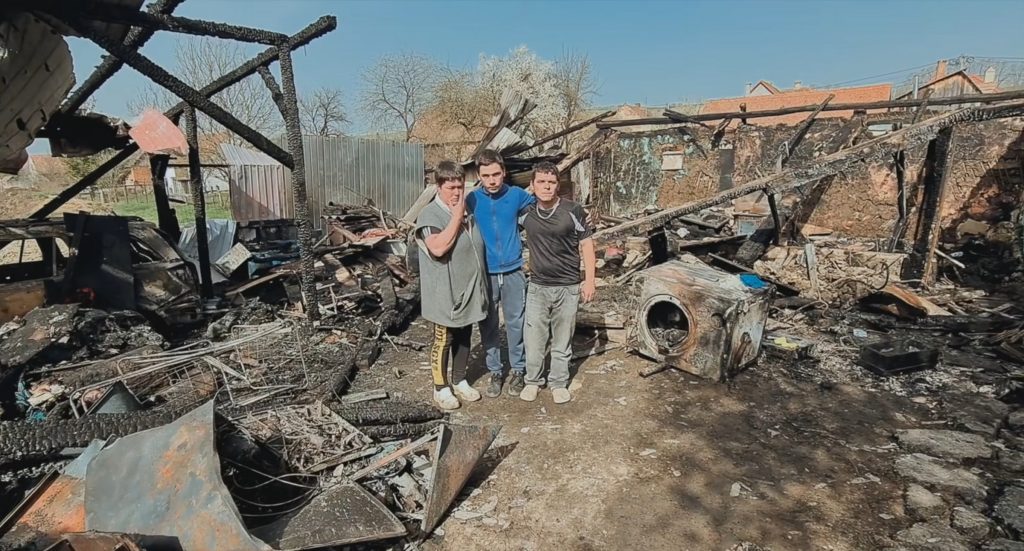 A videóban látni a hátramaradt törmeléket. Fotó: Emlékgyár