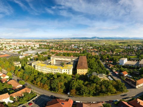 Fiatal építészek ötletbörzéje és alkotótábora a kompresszorházban