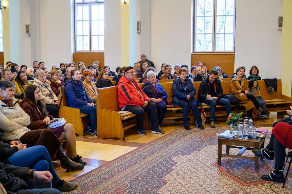 Az unitárius templom megtelt a rajongókkal. Fotó: Vargyasi Levente