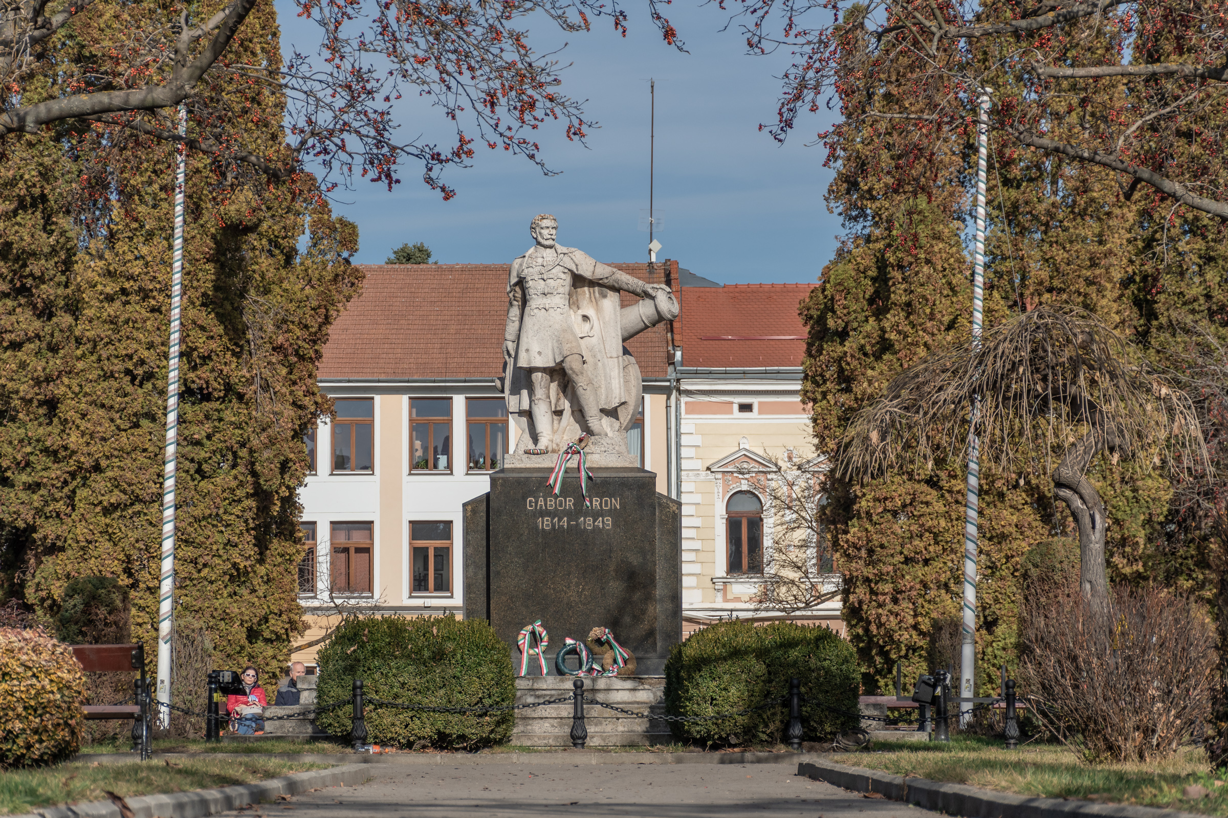 Gábor Áron nem az volt, mint akinek ismerjük?