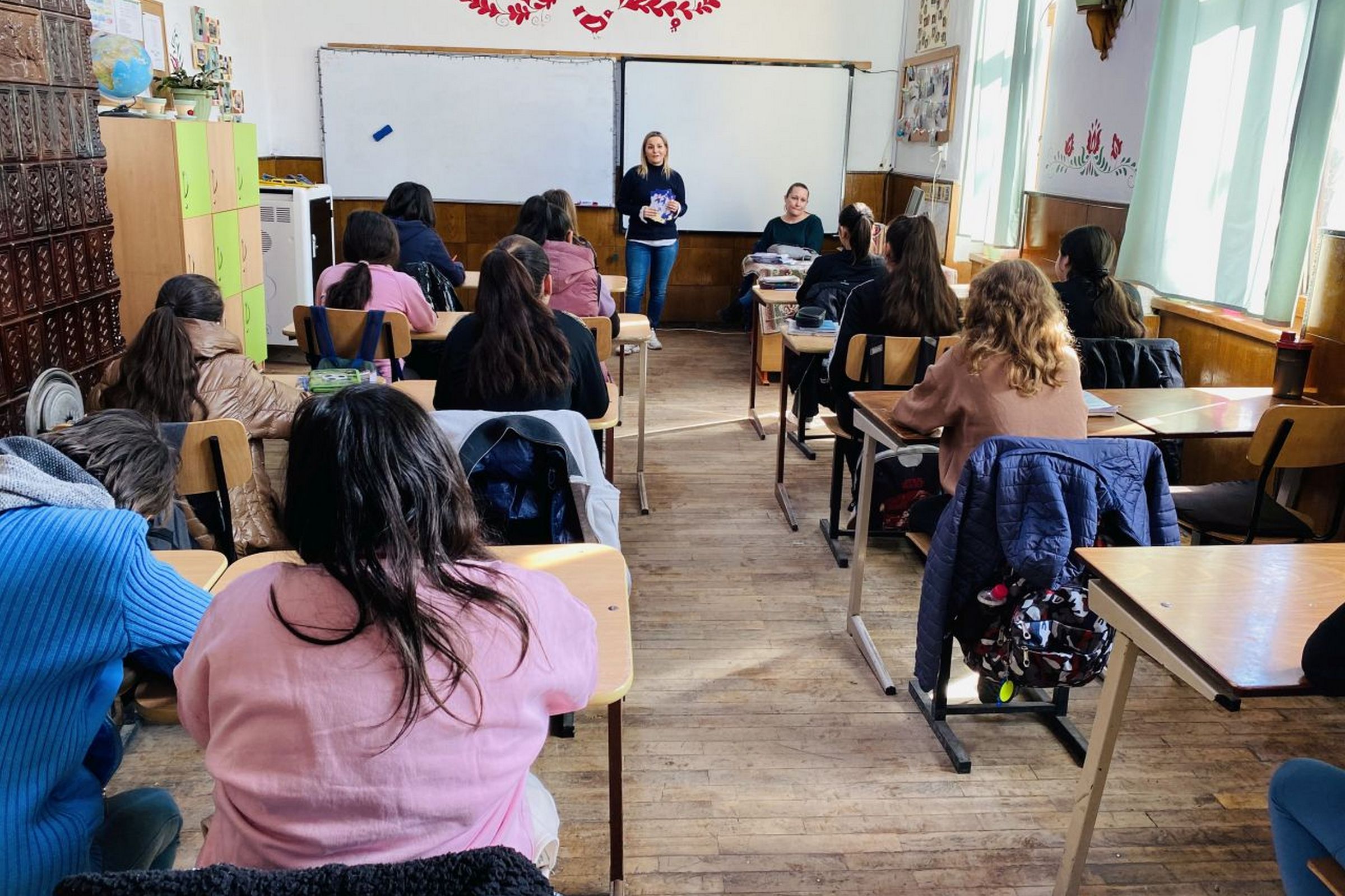 Iskolákban tartanak szexuális felvilágosítás tiniknek