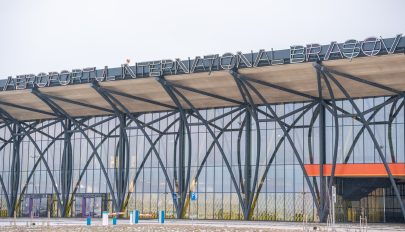 Állandó és „vakációs” járatokkal bővült a brassói reptér kínálata