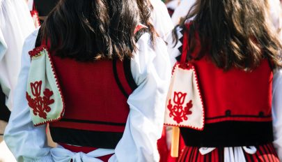 Isten áldásával búcsúznak az iskolától