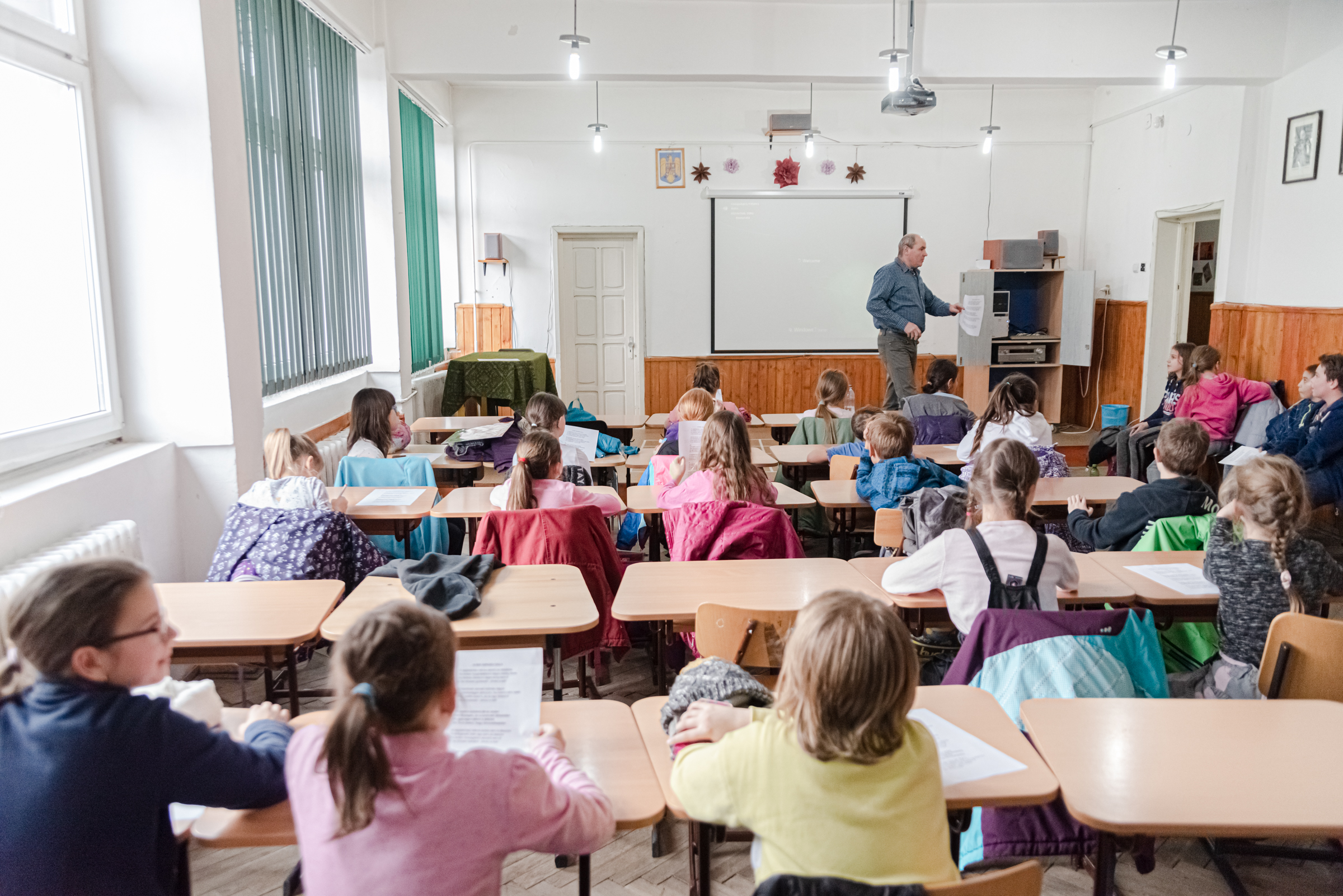 A korai iskolaelhagyás visszaszorítására kapnak pénzt a tanintézmények