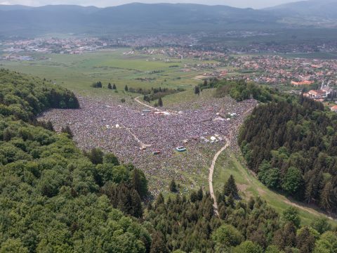 Mindmáig nem egyértelműen tisztázott a Somlyó név eredete