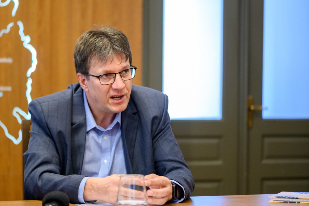 Papp Adolf, a Szociális Ellátási és Gyermekjogvédelmi Vezérigazgatóság vezetője: Munka van bőven. Fotó: Antal Árpád Facebook-olddala