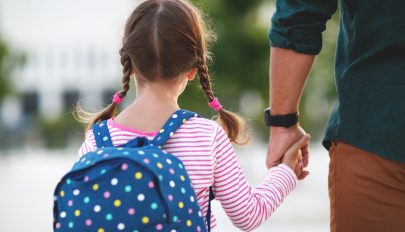 Rászoruló gyerekek oktatását segítenék, de közösségi támogatás nélkül nem fog menni