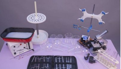 Huszonhárom háromszéki iskolának lesz természettudományi laboratóriuma