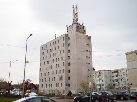 Konténerszállóba költöztetik a sepsiszentgyörgyi hajléktalanokat