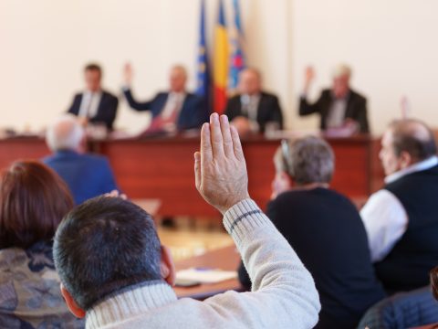 Rekordösszegű költségvetéssel tervez 2025-ben Kovászna megye
