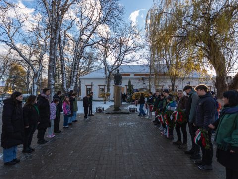 Tudás és művészet tartja elevenen Kőrösi Csoma Sándor emlékét