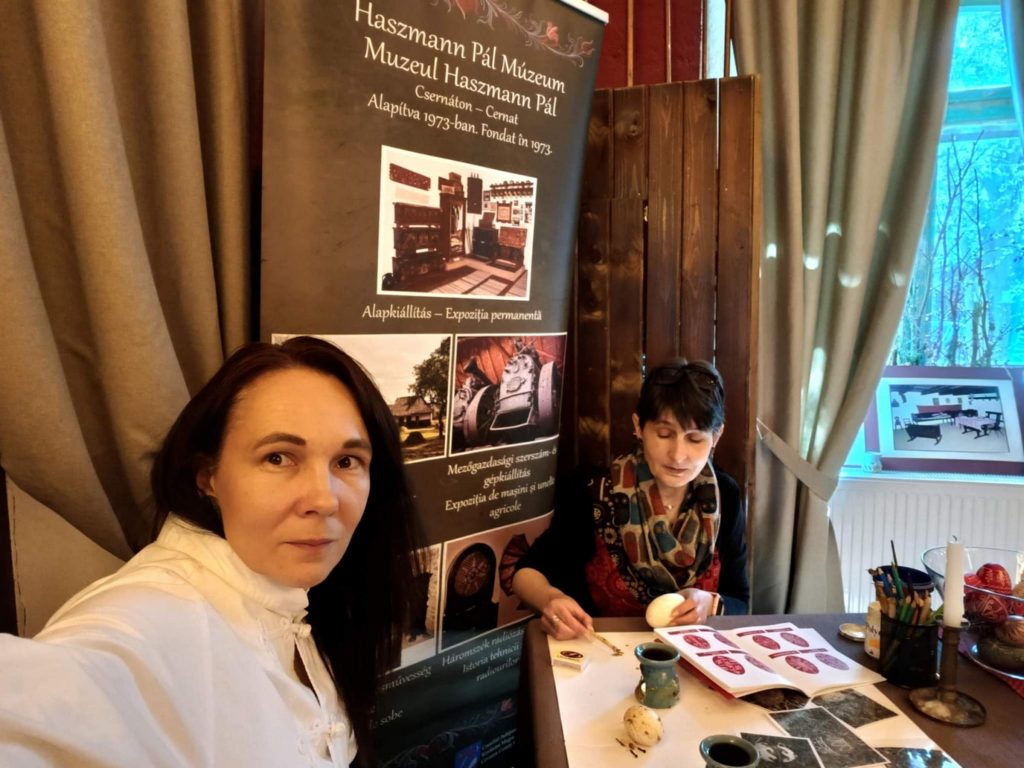 Dimény-Haszmann Orsolya és Haszmann Gabriella. Fotó: Dimény Haszmann Árpád