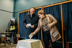 Fejér László Ödön szenátor a biztonságos, szabad jövő érdekében szavazott (fotó: Csulak Zoltán)