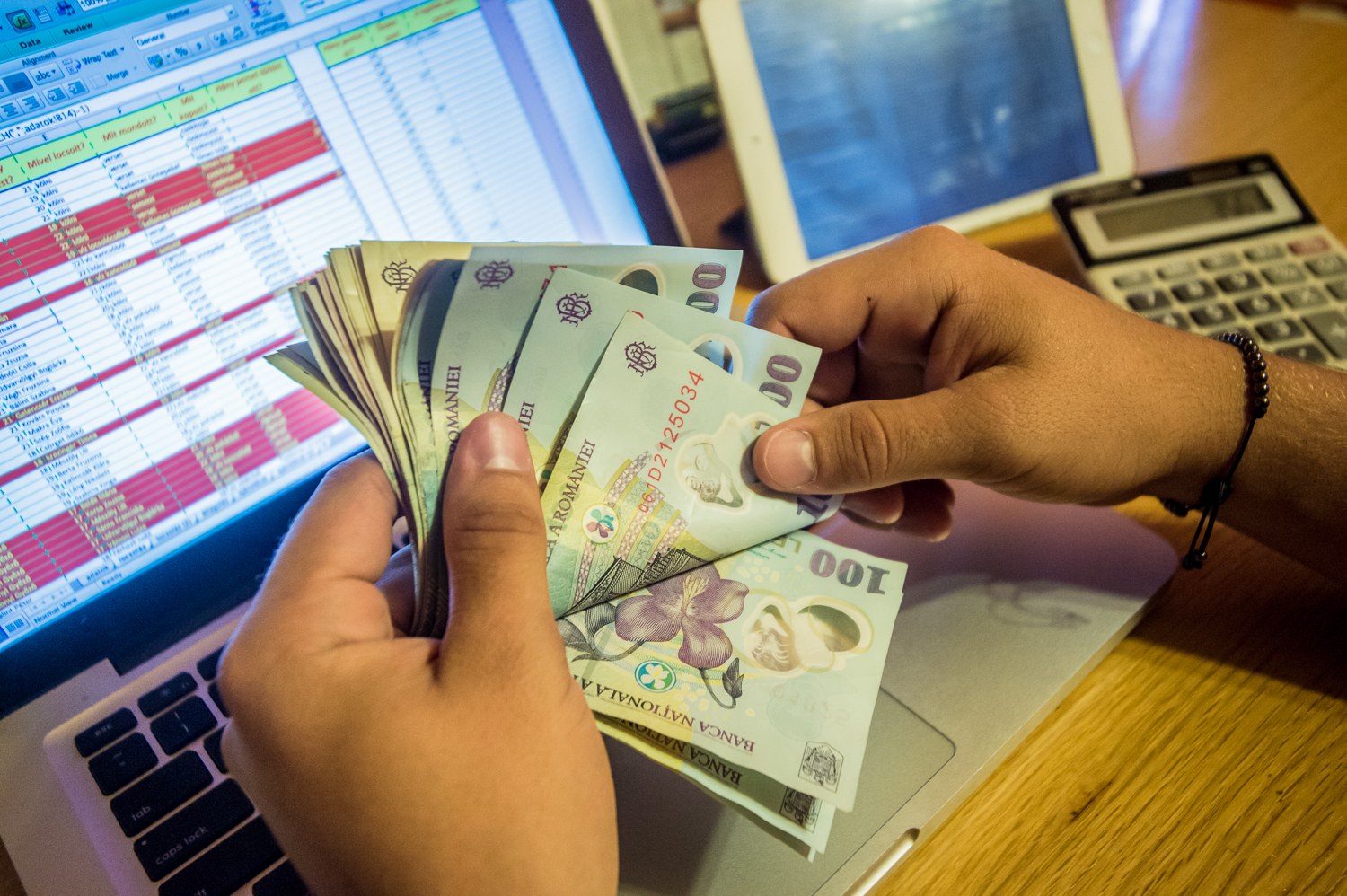 Ilyenek vagyunk: azt is odaadjuk az államnak, amit nem is kellene