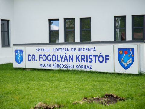 Megállás nélkül dolgoznak a sepsiszentgyörgyi megyei kórház területén