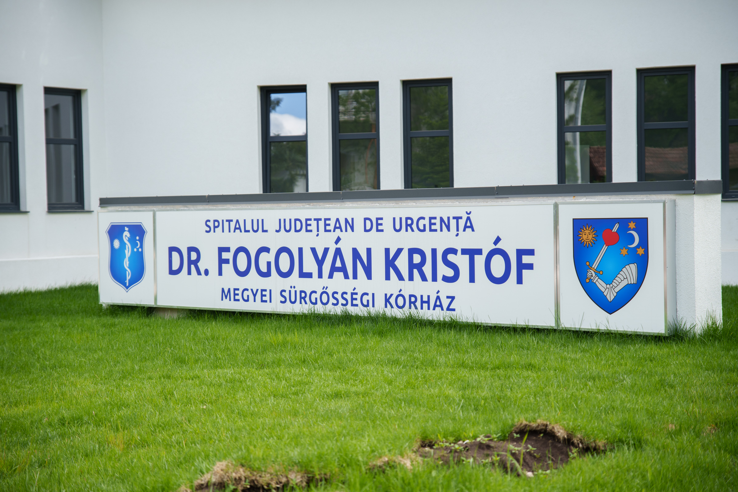 Megállás nélkül dolgoznak a sepsiszentgyörgyi megyei kórház területén