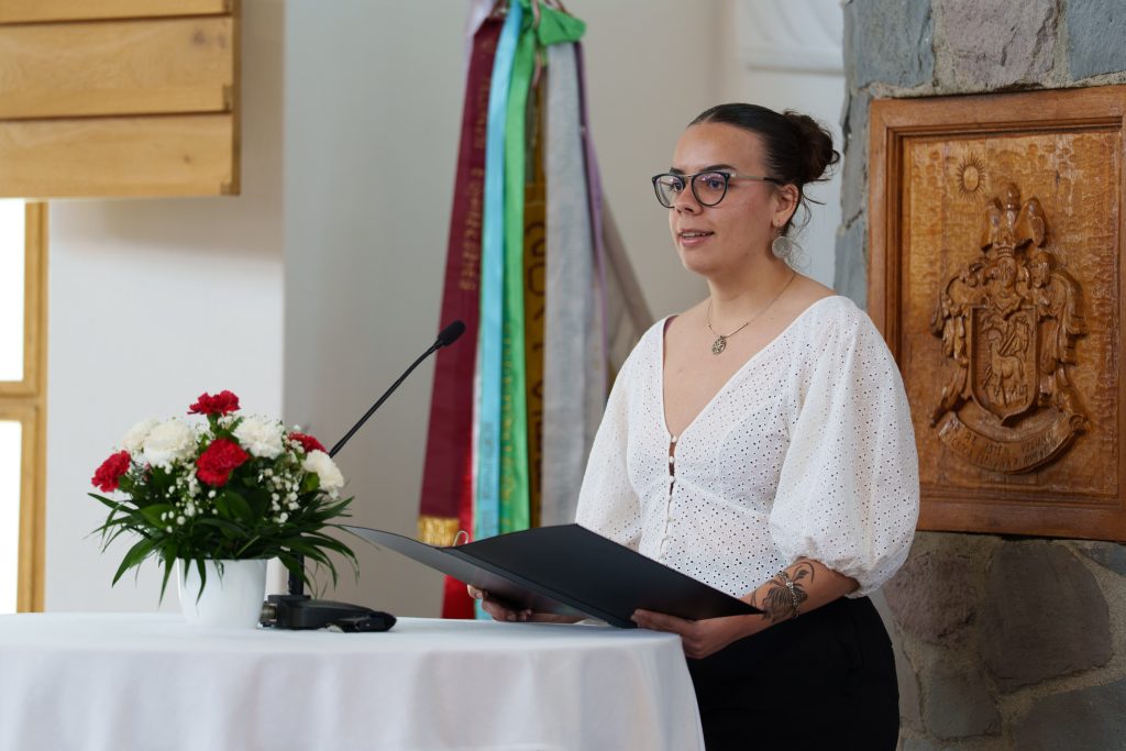 Bartha Nóra, a Református Kollégium végzőse. Fotó: Tuchiluș Alex