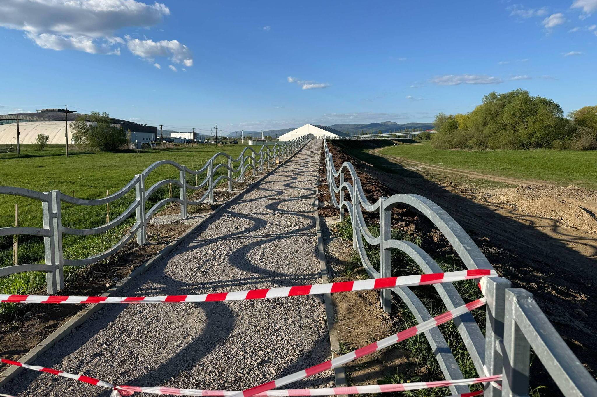 Még egy utolsó nekifutás és kész az Olt menti bicikliút