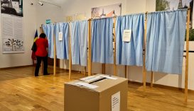 Bizottsági tagok, romák, románok és magyar protest-szavazók voksoltak Háromszéken Simionra