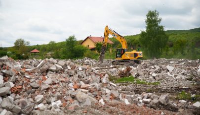 Külön építkezési hulladéklerakó-telepet kellett létrehozni a Bodok-szálló bontása miatt