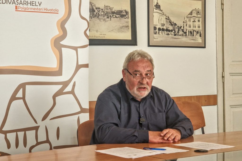 Bokor Tibor: nem engedhetjük, hogy Simion hívei eltiporjanak bennünket. Fotó: Kocsis Károly