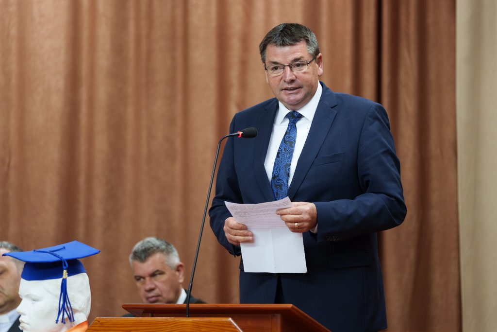 Sepsiszentgyörgy szellemi életében fontos szerepe volt a közigazgatás szaknak, hangsúlyozta Ráduly István kormánymegbízott. Fotó: Tuchiluș Alex