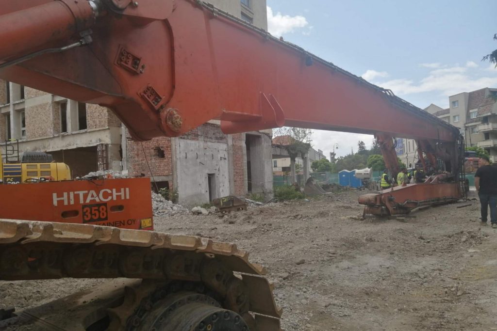 41 méterre nyúlik ki a 131 tonnás gép karja. Fotó: Bodor Tünde