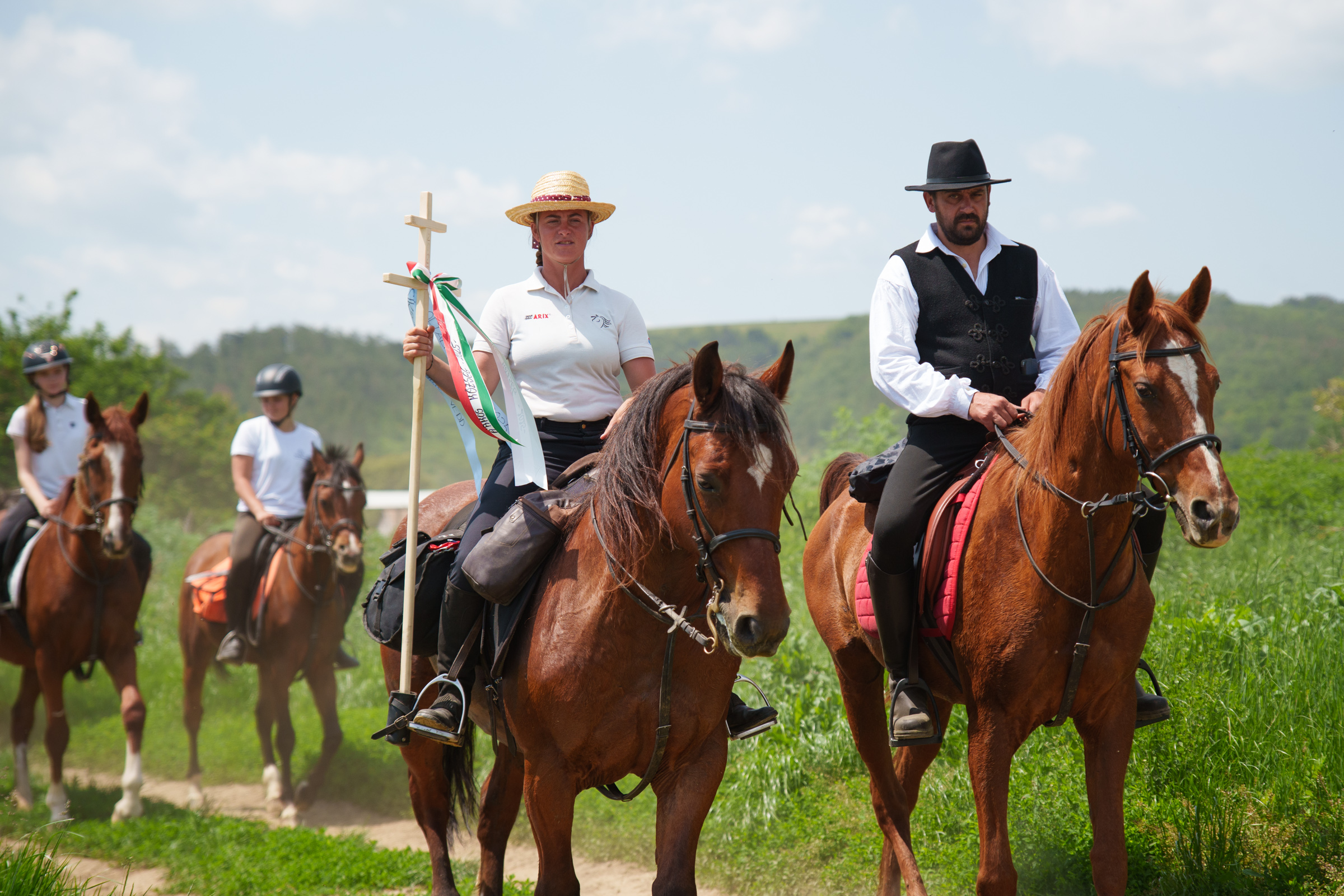 Elindultak a háromszéki zarándokok, hogy kiérdemeljék a Szűzanya kegyelmét
