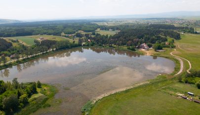 Ki kell várni, de nagy arculatváltozáson fog átesni a Rétyi-tó
