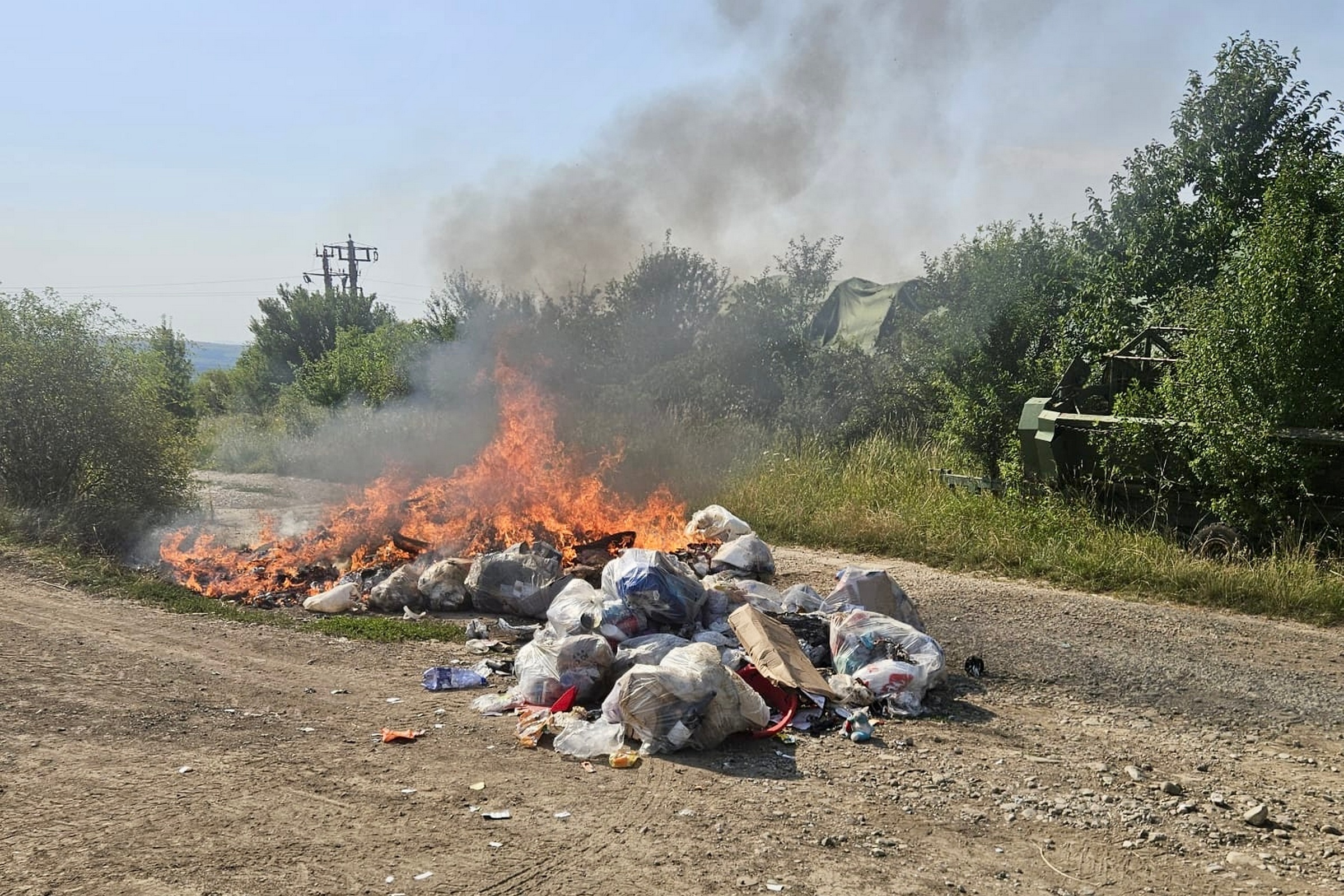 Útközben gyulladt ki a hulladékszállító