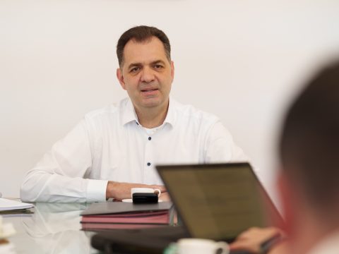 Igazságosabb és munkaalapú társadalmat szeretne az RMDSZ