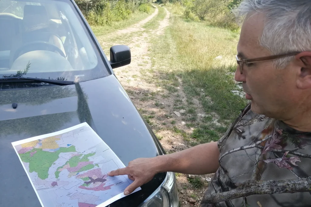 A Sepsiszentgyörgy és Illyefalva közötti közigazgatási határt jelentette egykor a Pál pataka – ami ma már csak egy száraz meder. Fotó: Bodor Tünde